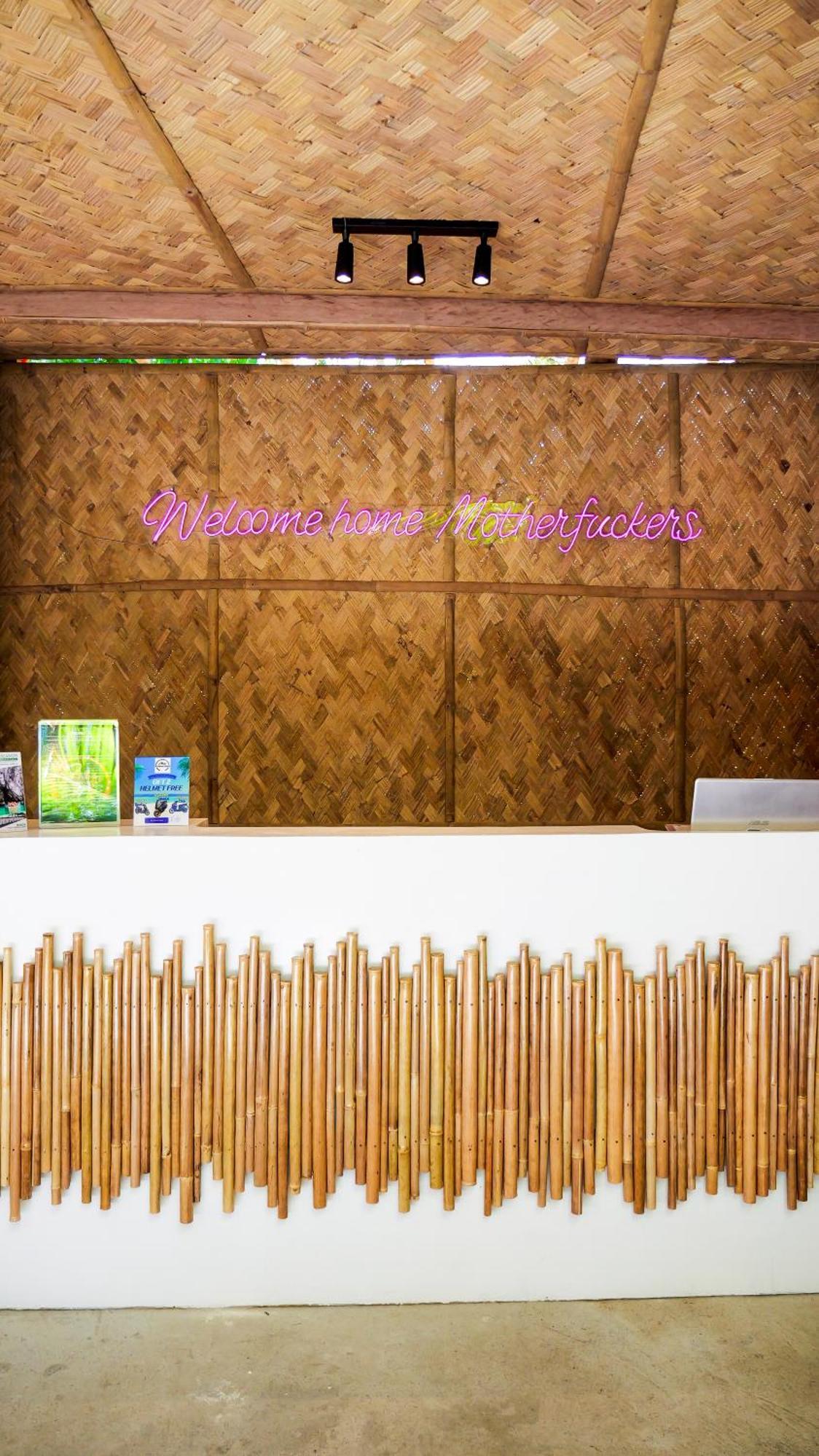 Sip Sunset Hostel And Lounge El Nido Exterior photo