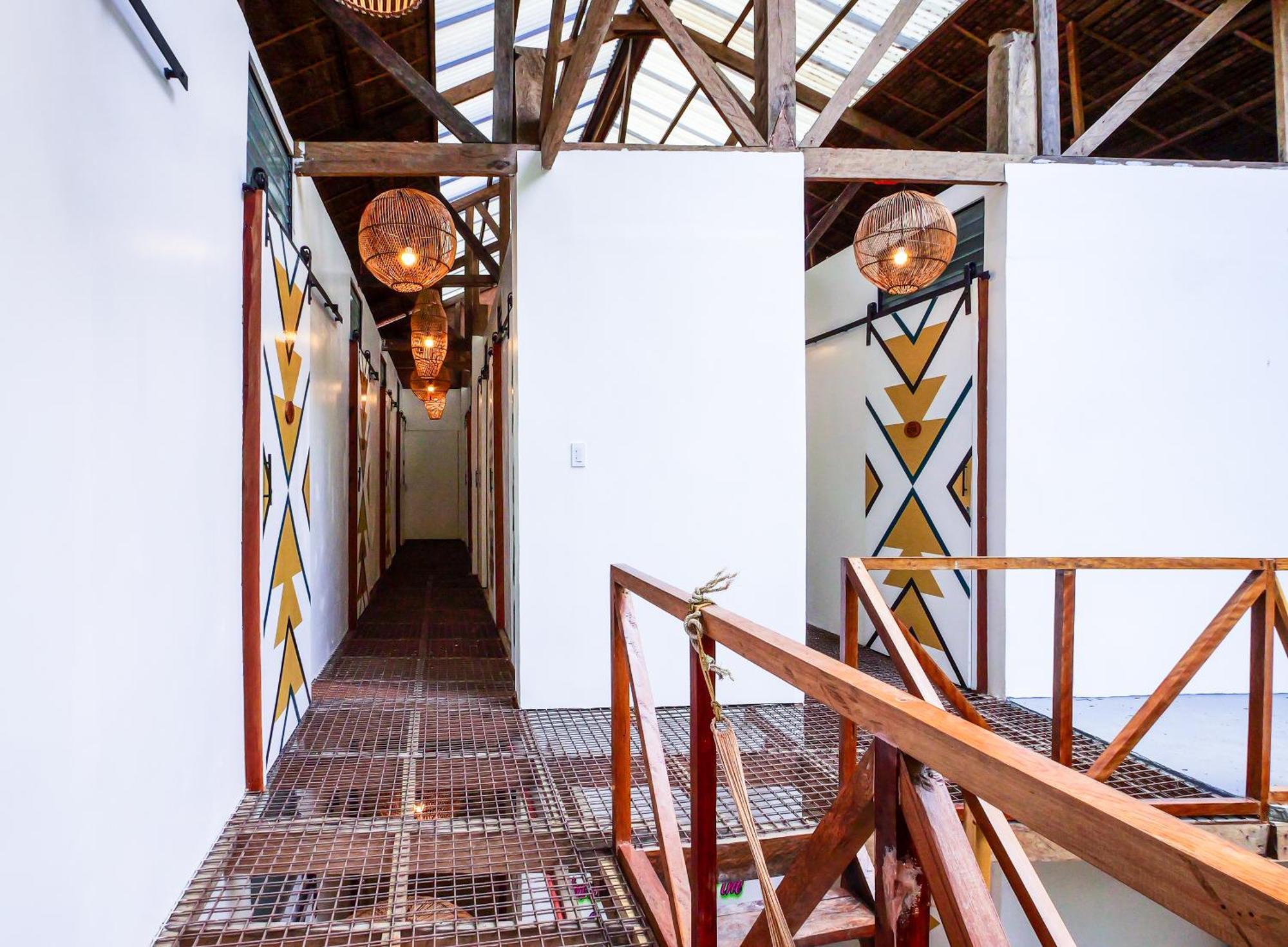 Sip Sunset Hostel And Lounge El Nido Exterior photo