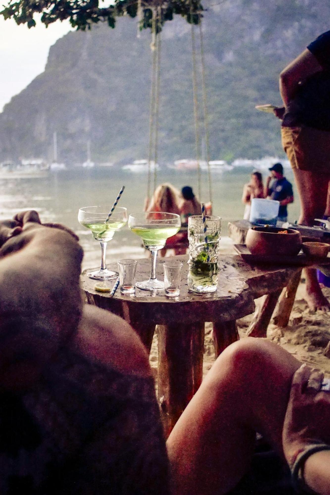 Sip Sunset Hostel And Lounge El Nido Exterior photo