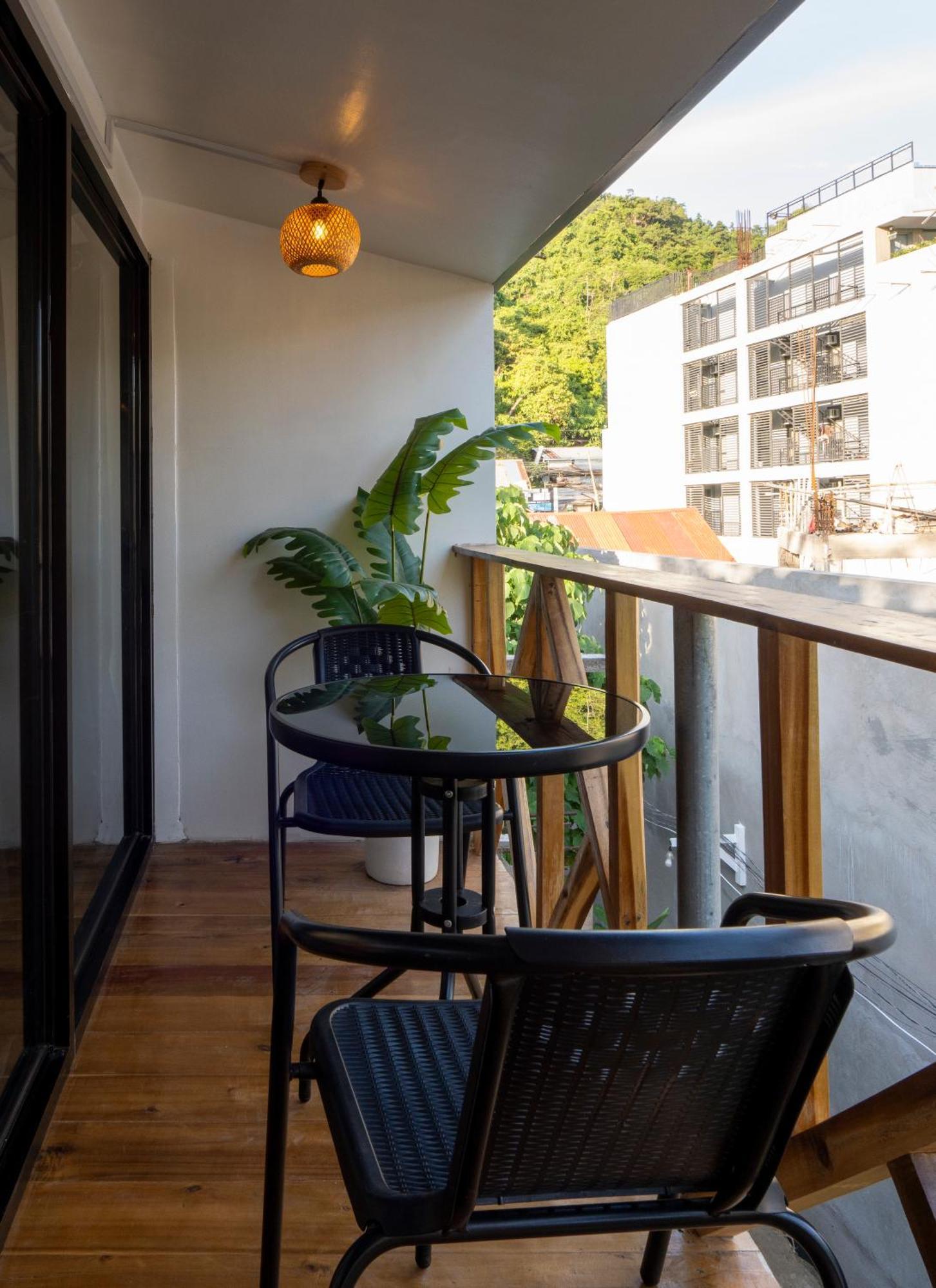 Sip Sunset Hostel And Lounge El Nido Exterior photo